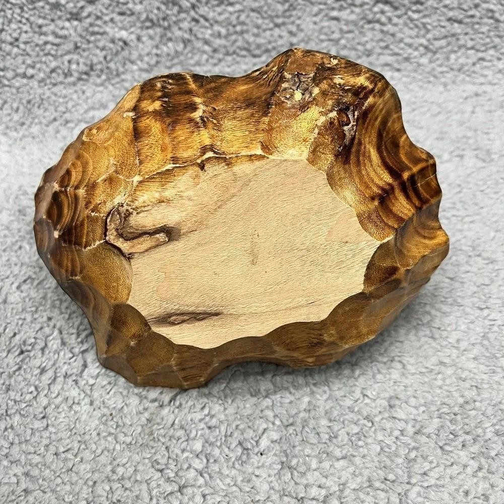 Hand Carved Burl Wood Basket Rustic Folk Art with Handle‎